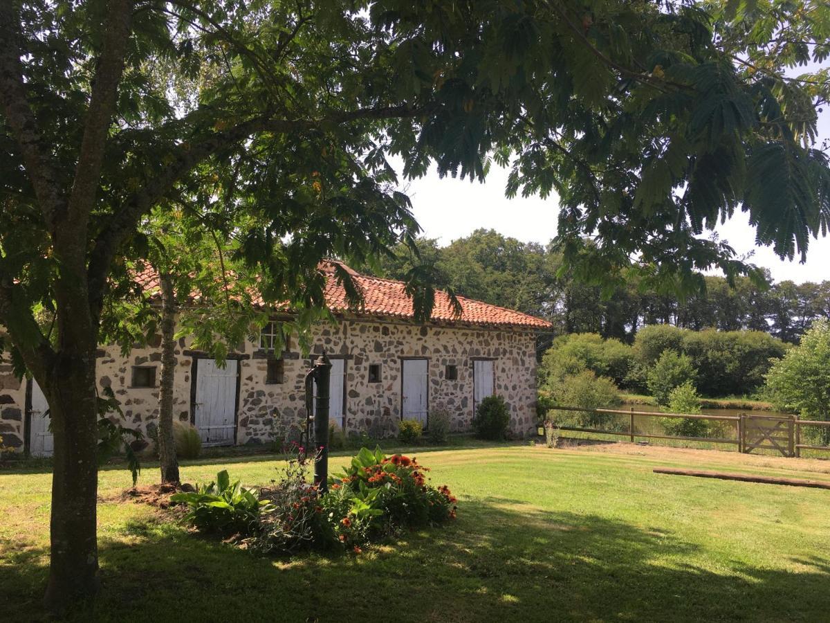 "La Maison De Villars" Au Coeur De La Nature Pressac Eksteriør billede